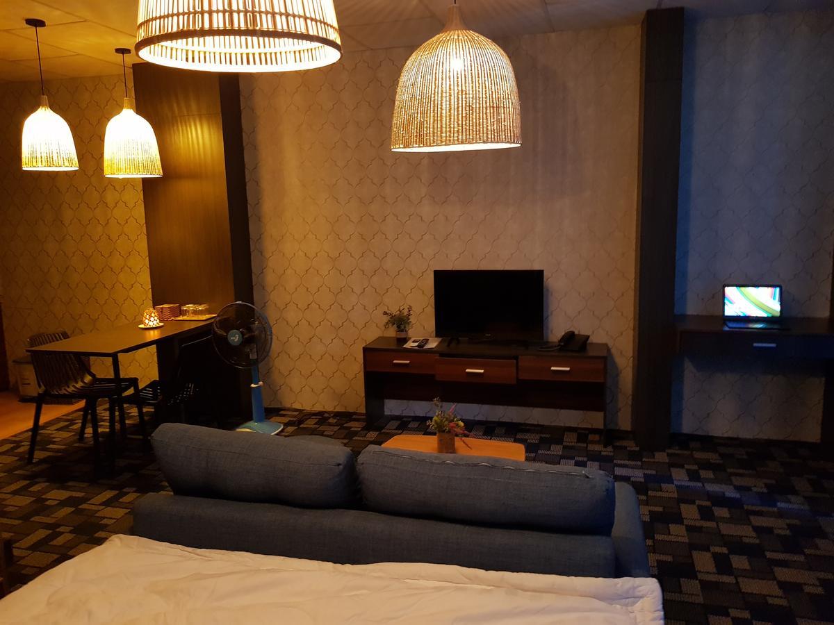 Riverside Apartment Da Nang Buitenkant foto